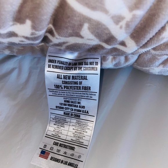 Nandog Dog Cat Pet Micro Plush Reversible Cozy Bed Light Brown New w Tags 21x20 - Picture 9 of 11